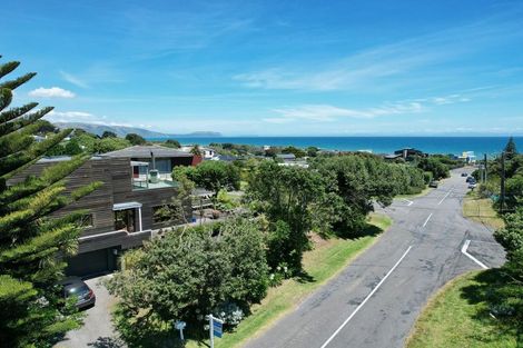Photo of property in 18 Jeep Road, Raumati South, Paraparaumu, 5032
