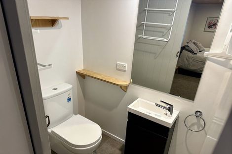 Photo of property in 4 Heathvale Place, Heathcote Valley, Christchurch, 8022