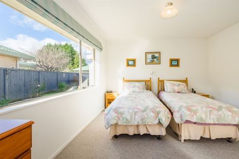 Photo of property in 7a Leigh Place, Paraparaumu Beach, Paraparaumu, 5032