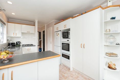 Photo of property in 14 Thode Place, Nawton, Hamilton, 3200