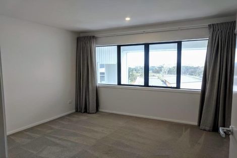 Photo of property in 71 Rangihina Road, Hobsonville, Auckland, 0616