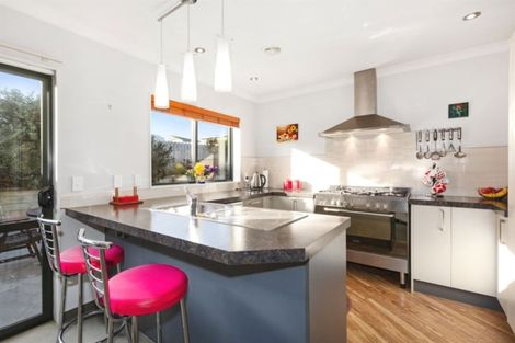 Photo of property in 29 Nelson Avenue, Aotea, Porirua, 5024