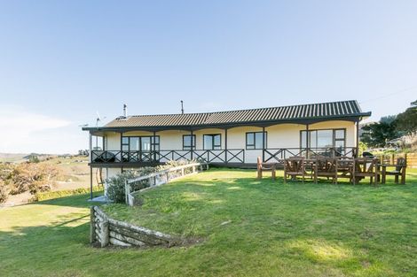 Photo of property in 140 Seafield Road, Eskdale, Napier, 4182