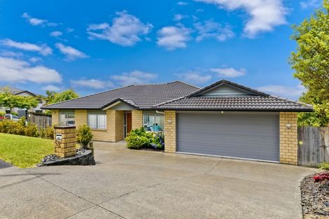 Photo of property in 62 Lake Panorama Drive, Henderson, Auckland, 0612