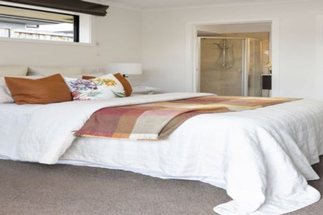 Photo of property in 256 Dixon Road, Fitzroy, Hamilton, 3206