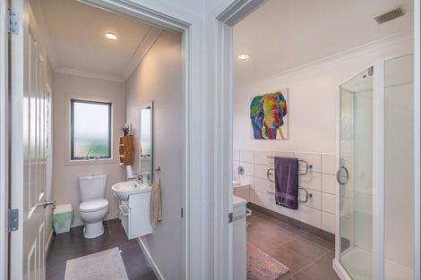 Photo of property in 177 Queen Street West, Levin, 5510