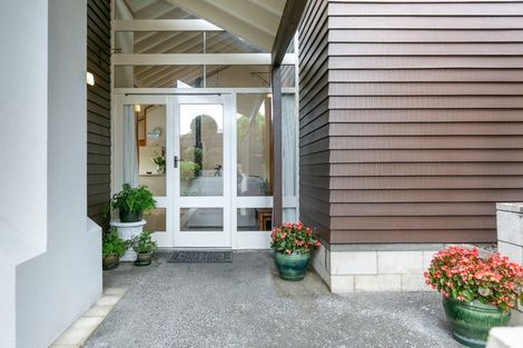 Photo of property in 19 Tauroa Road, Havelock North, 4130