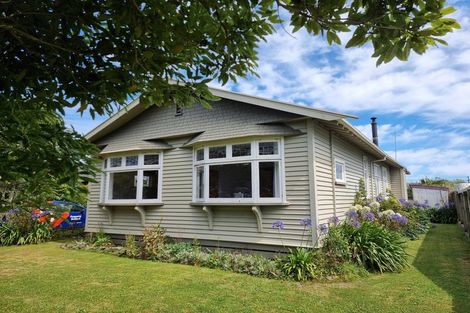 Photo of property in 52 Palmerston Street, Greymouth, 7805