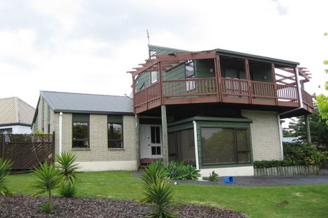 Photo of property in 3 Neralee Court, Conifer Grove, Takanini, 2112