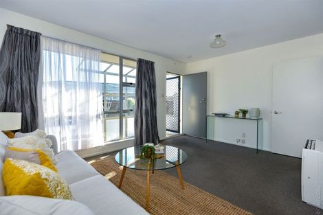 Photo of property in 2/117 Beresford Street, New Brighton, Christchurch, 8061