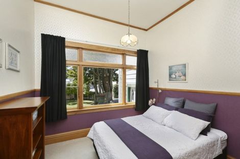 Photo of property in 162a Mangorei Road, Merrilands, New Plymouth, 4312