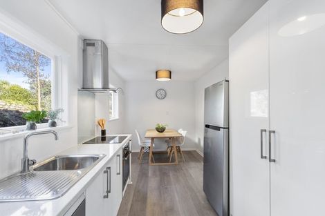 Photo of property in 35 Thomas Street, Stokes Valley, Lower Hutt, 5019