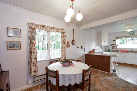 Photo of property in 443 Dalcross Street, Mayfair, Hastings, 4122