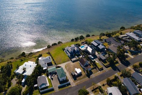 Photo of property in 27 Manaia View Road, One Tree Point, 0118