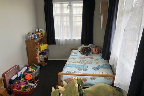 Photo of property in 7 Raleigh Street, Waitara, 4320