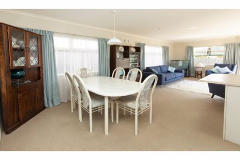 Photo of property in 36 Elan Place, Stanmore Bay, Whangaparaoa, 0932