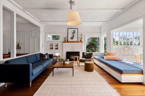 Photo of property in 4 Manuka Terrace, Eastbourne, Lower Hutt, 5013