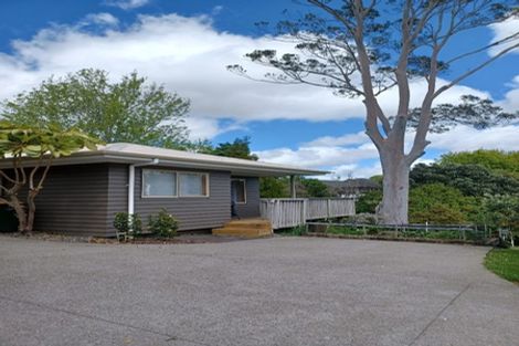 Photo of property in 33a Evelyn Road, Cockle Bay, Auckland, 2014
