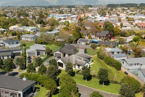 Photo of property in 10 Tamihana Street, Otaki, 5512