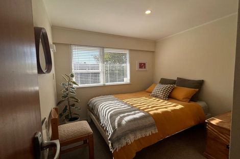 Photo of property in 1 Cardiff Road, Pakuranga, Auckland, 2010