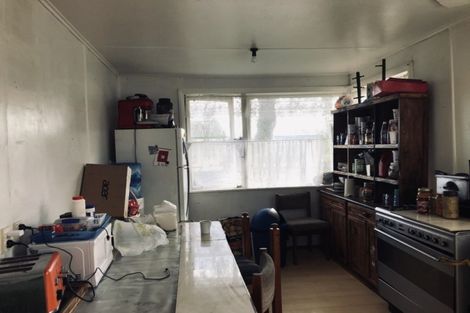 Photo of property in 43 Hinemoa Street, Levin, 5510