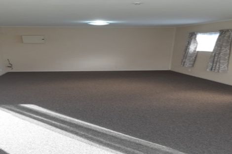 Photo of property in 4229 Great North Road, Glendene, Auckland, 0602