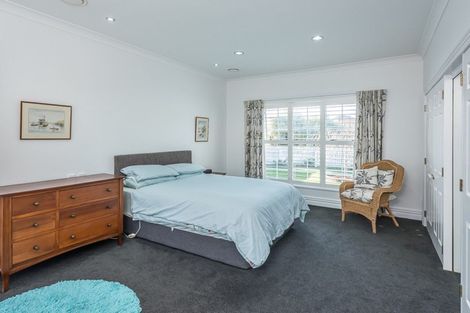 Photo of property in 1 Maple Lane, Waikanae, 5036