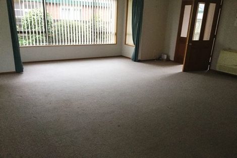 Photo of property in 8 Daley Place, Winton, 9720