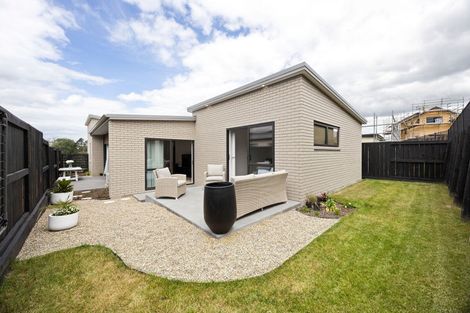 Photo of property in 16 Lumino Terrace, Peacocke, 3206