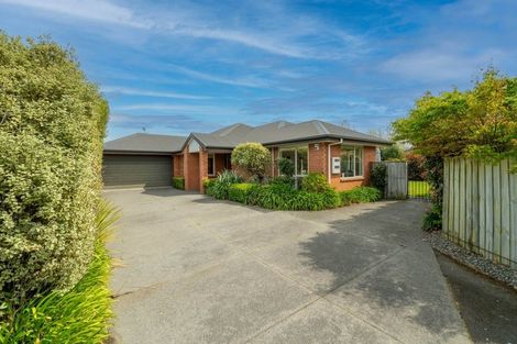 Photo of property in 21 Blowers Place, Halswell, Christchurch, 8025