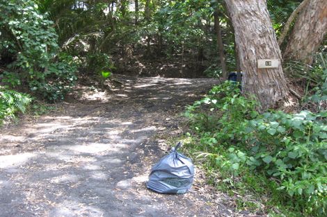 Photo of property in 12 Sylvan Glade, Piha, 0772