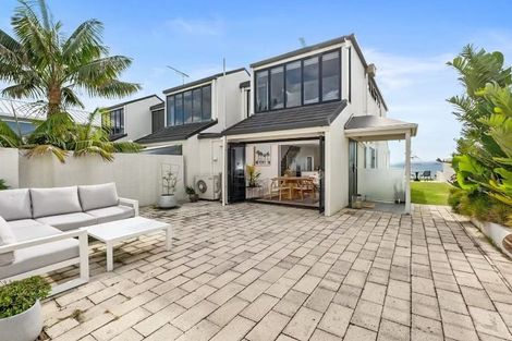 Photo of property in 1/15 Craig Road, Milford, Auckland, 0620
