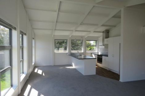 Photo of property in 6b Walsh Road, Westown, New Plymouth, 4310