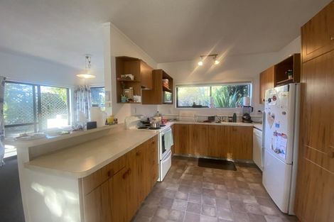 Photo of property in 156 Waikawa Road, Picton, 7220