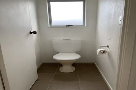 Photo of property in 86a Sturges Road, Henderson, Auckland, 0612