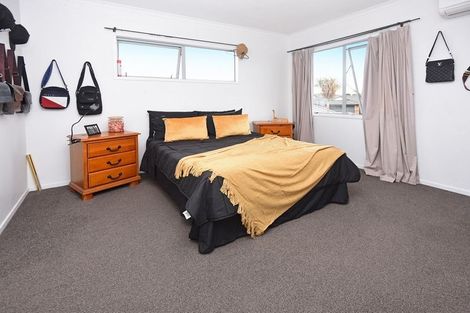 Photo of property in 9 Fitchburg Place, Mangere, Auckland, 2022