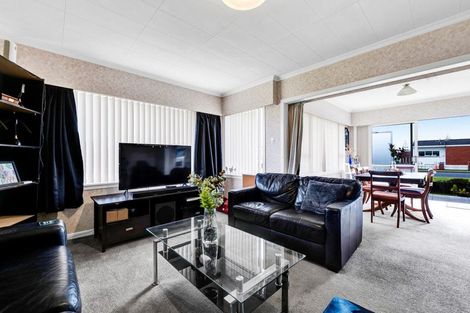 Photo of property in 73 Browne Street, Waitara, 4320