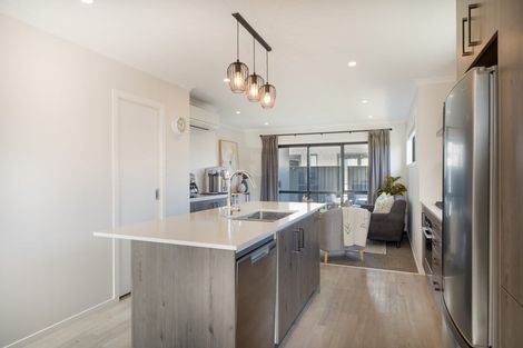 Photo of property in 38 Mawai Hakona Drive, Wallaceville, Upper Hutt, 5018