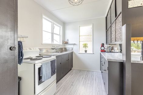 Photo of property in 34 Clyde Crescent, Roslyn, Palmerston North, 4414