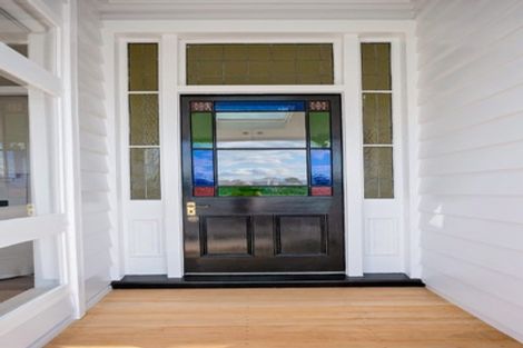 Photo of property in 13 Lincoln Road, Bluff Hill, Napier, 4110