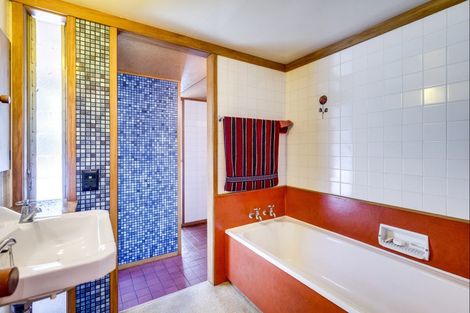 Photo of property in 122a Chaucer Road, Hospital Hill, Napier, 4110