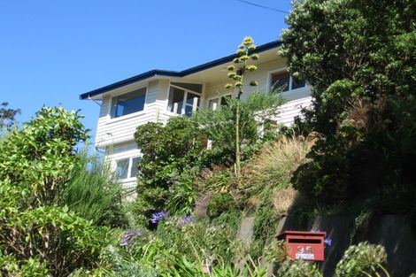 Photo of property in 96b Nicholson Road, Khandallah, Wellington, 6035