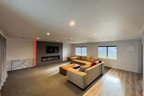 Photo of property in 236 Paremoremo Road, Lucas Heights, Auckland, 0632