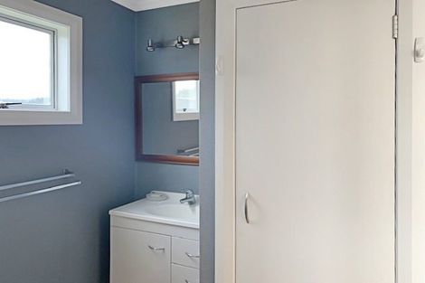 Photo of property in 8 Edinburgh Terrace, Foxton Beach, Foxton, 4815