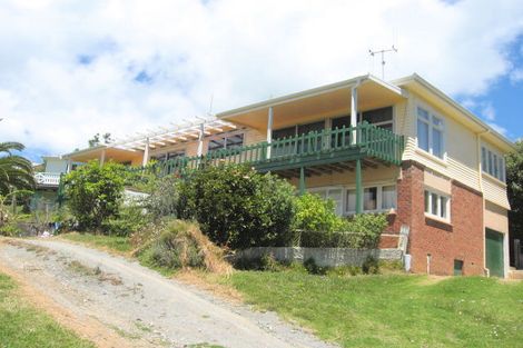 Photo of property in 10 Seaview Road, Cable Bay, 0420