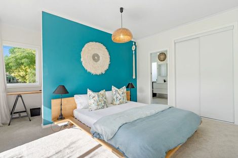 Photo of property in 17 Hillcrest Grove, Hillpark, Auckland, 2102