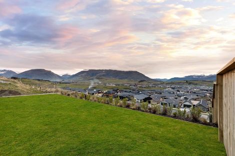 Photo of property in 125 Spur Ridge Rise, Jacks Point, 9371