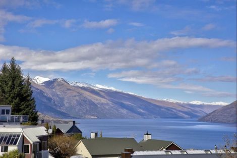 Photo of property in 6a Vancouver Drive, Queenstown, 9300