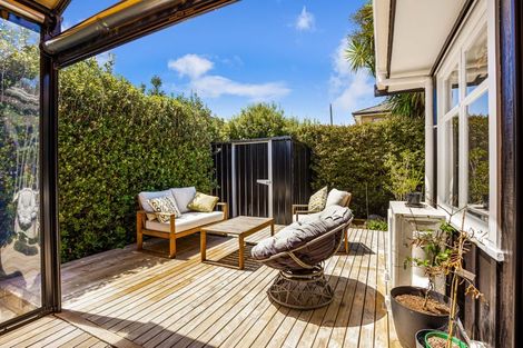 Photo of property in 1b Titoki Street, Te Atatu Peninsula, Auckland, 0610