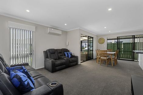 Photo of property in 1 Belt Lane, Papamoa, 3118